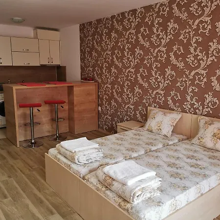 Kraev Apartman Primorszko