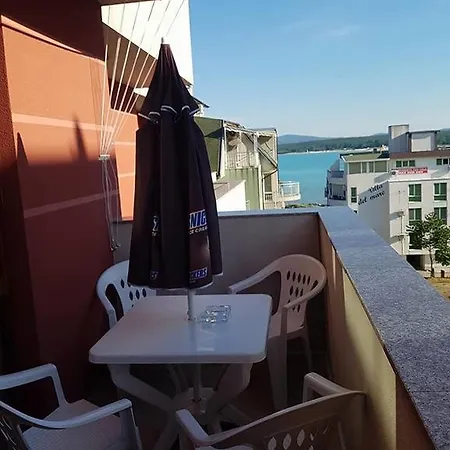 Kraev Apartman Primorszko